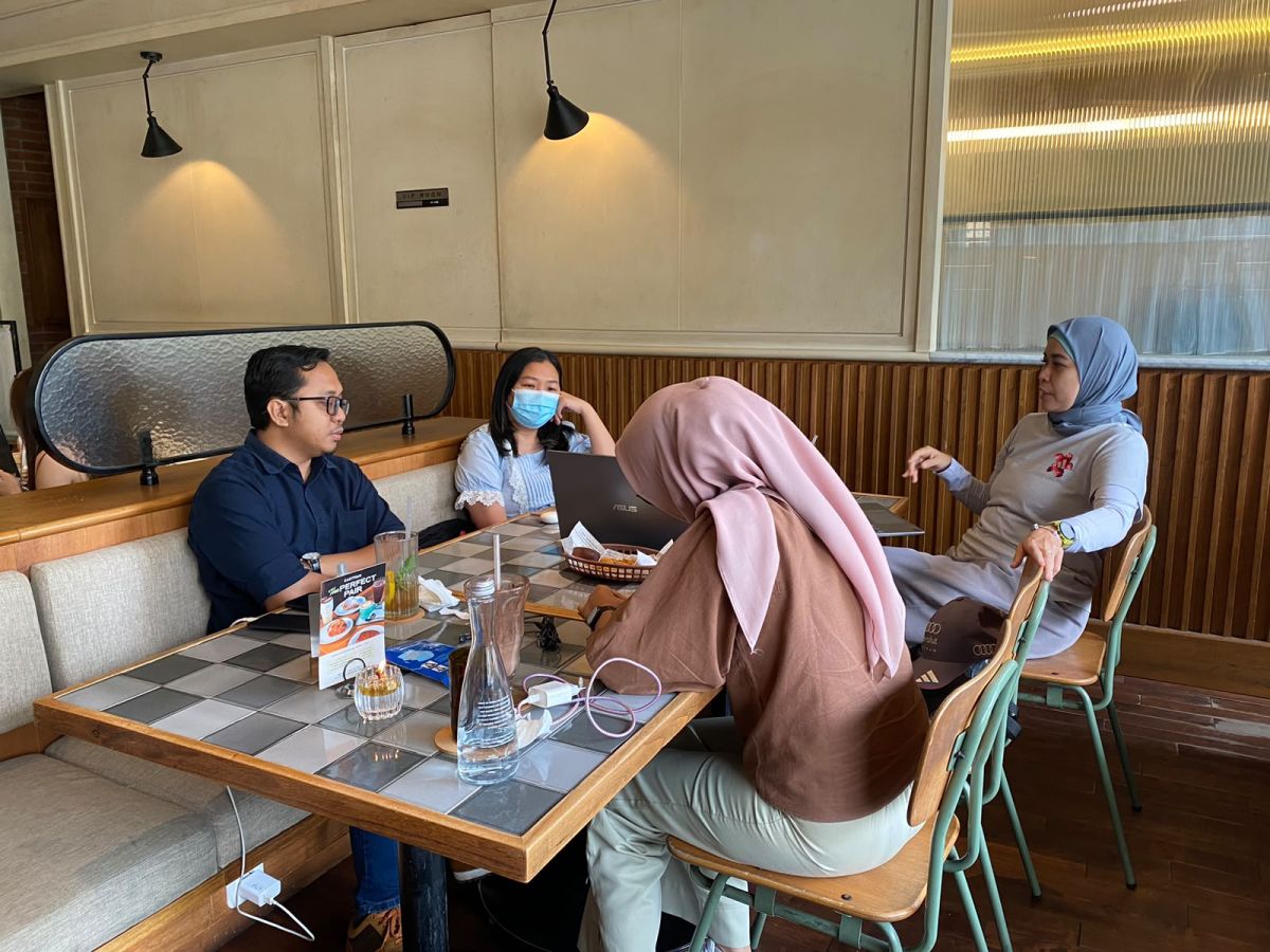 Meeting Internal SOCO 3 - Strong Government Relationship dengan Advisor