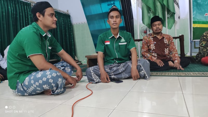 Pemberian Santunan Anak Yatim YATAMA